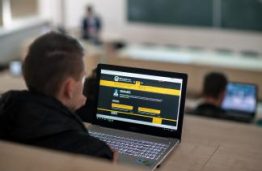 KTU IF kviečia moksleivius į nemokamas nuotolines programavimo pamokėles