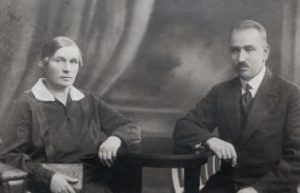 p.dovydaitis_su_zmona_marcele._r._dovydaitytes_dagienes_seimos_archyvas